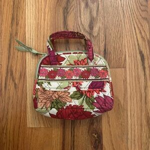 🌸 Vera Bradley Floral Mini Cosmetic Bag – Retired Pattern